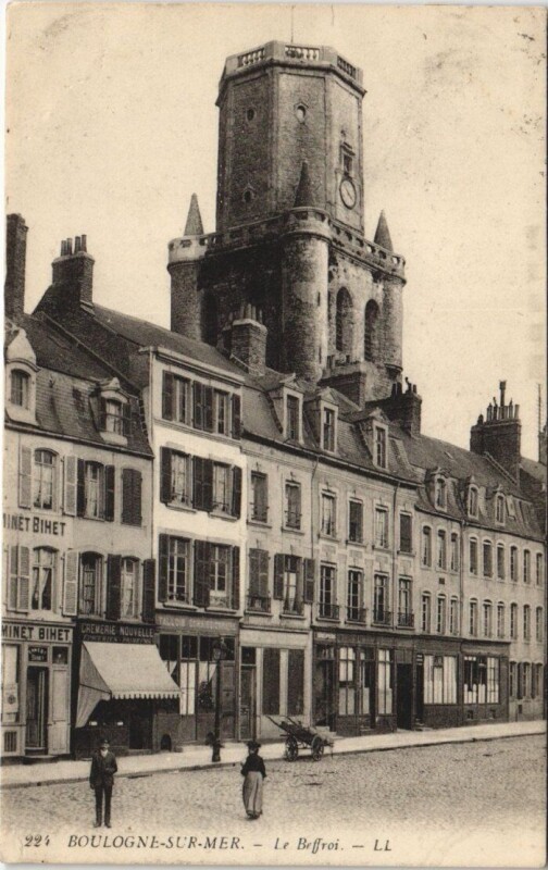 Carte postale ancienne Boulogne-sur-Mer - Le Beffroi à Boulogne-sur-Mer