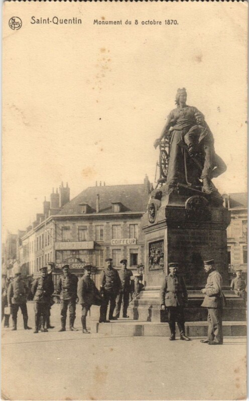 Carte postale ancienne Saint Quentin- Monument du 8 octobre 1870 France à Saint-Quentin