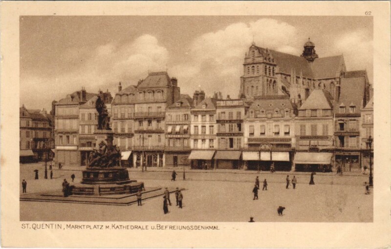 Carte postale ancienne Saint Quentin- Marktplatz m. Kathedrale France à Saint-Quentin