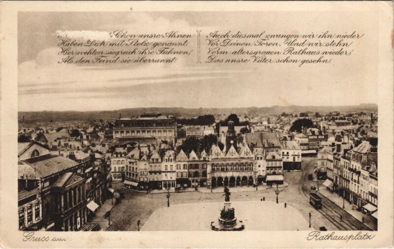 Carte postale ancienne Saint Quentin- Rathausplatz France à Saint-Quentin