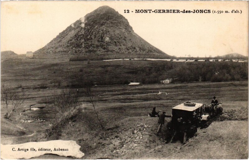 Carte postale ancienne Mont-Gerbier-des-Joncs (Dep.07) 1550m. d'alt