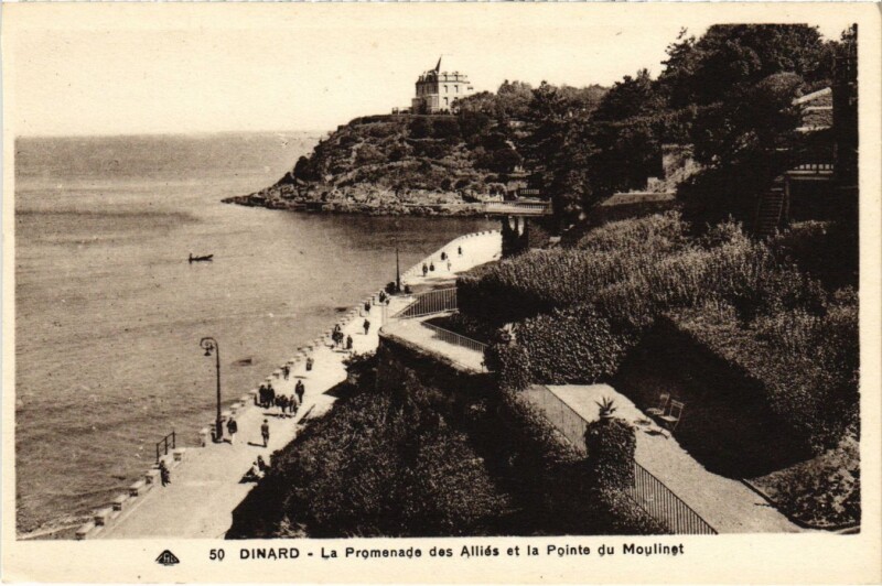 Carte postale ancienne Dinard- La Promenade des Allies ,Pointe du Moulinet France à Dinard