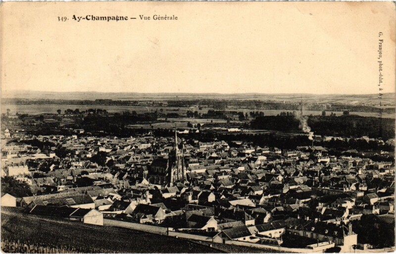 Carte postale ancienne Ay-Champagne - Vue générale à Aÿ-Champagne