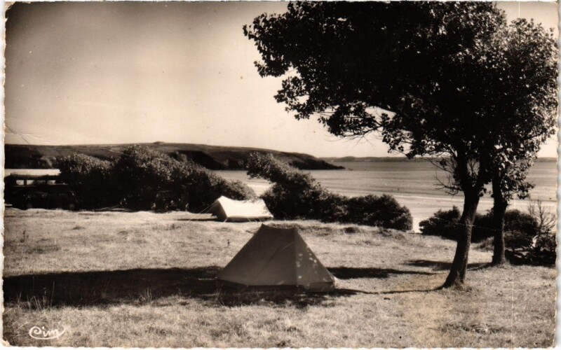 Carte postale ancienne Finistere - Le Camping - Le Core