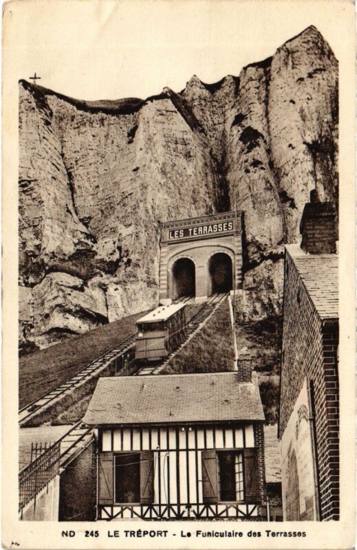 Carte postale ancienne La Treport - Le Funiculaire des Terrasses