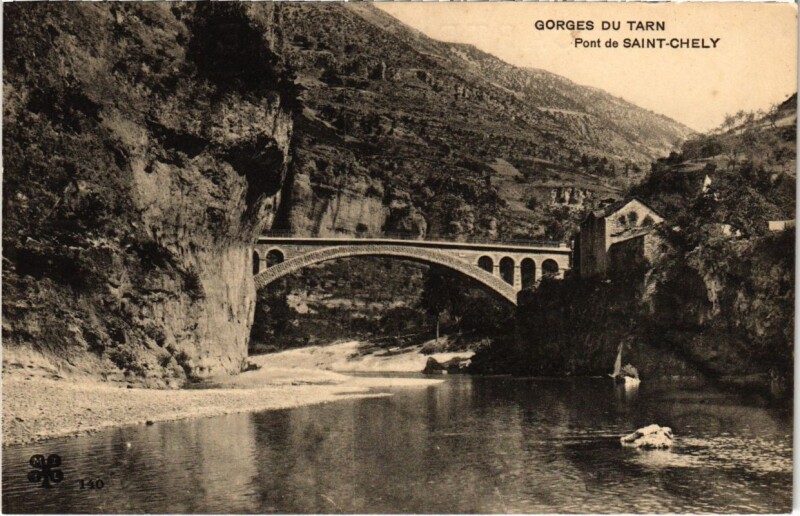 Carte postale ancienne Gorges du Tarn - Pont de Saint-Chely