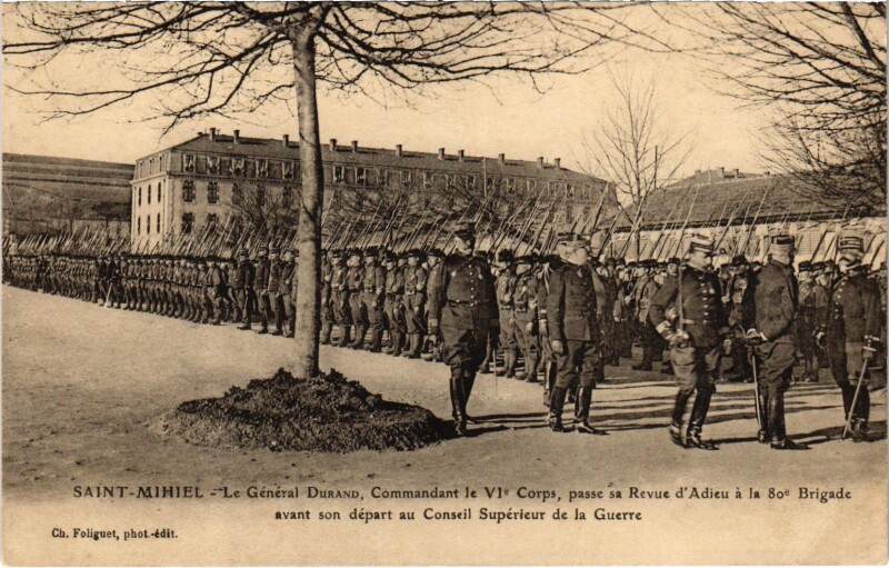 Carte postale ancienne Militaire Saint-Mihiel - Le Général Durand, Commandant à Saint-Mihiel