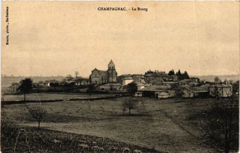 Carte postale ancienne Champagnac - Le Bourg à Champagnac
