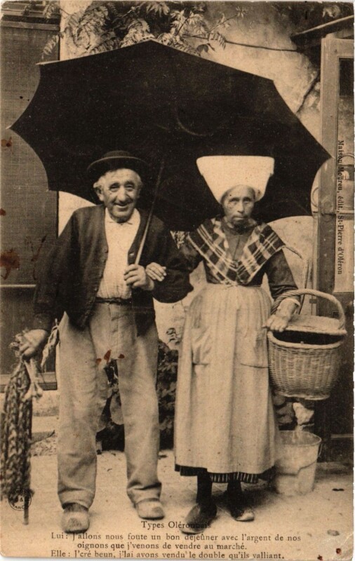 Carte postale ancienne Types Oléronnais Lui Elle