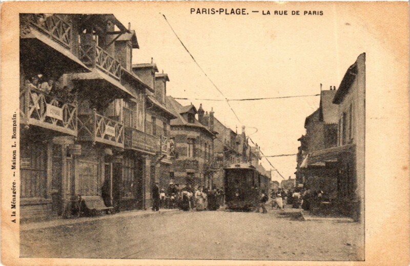 Carte postale ancienne Paris-Plage - La Rue de Paris