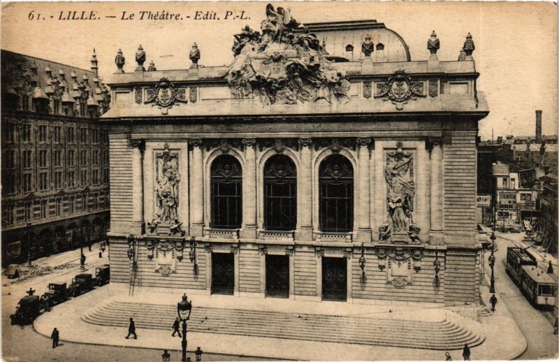 Carte postale ancienne Nord Lille Le Théatre à Lille