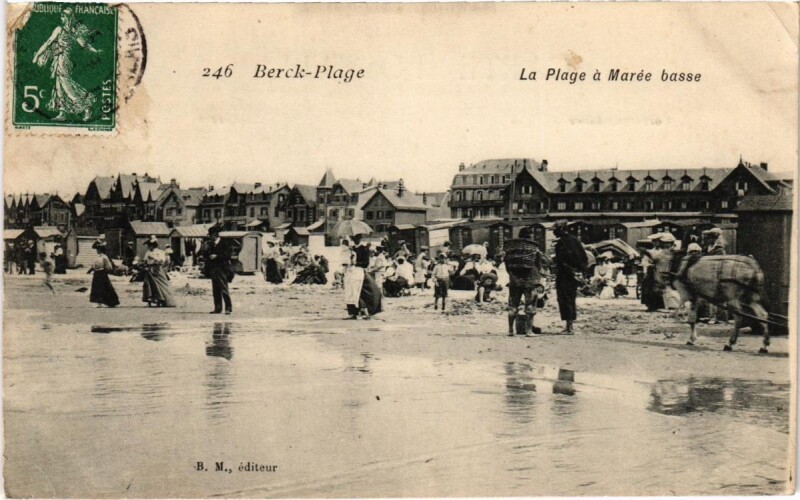 Carte postale ancienne Berck-Plage (Dep.62) La Plage á Marée basse à Berck