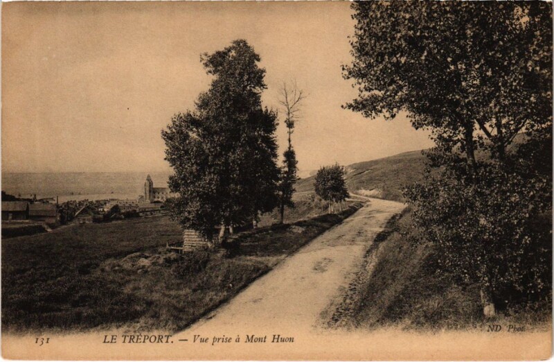 Carte postale ancienne Le Treport - Vue prise a Mont Huon au Tréport