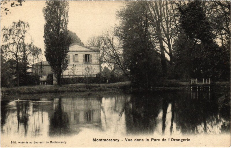 Carte postale ancienne Montmorency - Vue dans le Parc de l'Orangerie à Montmorency