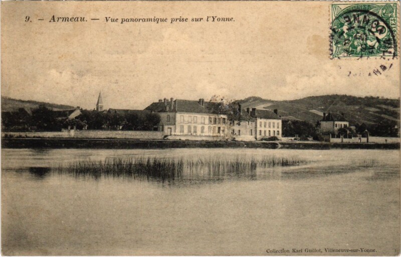 Carte postale ancienne Armeau - Vue panoramique prise sur l'Yonne à Armeau