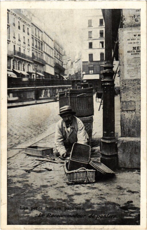 Carte postale ancienne Paris Petits Metiers le Raccomodeur de paniers