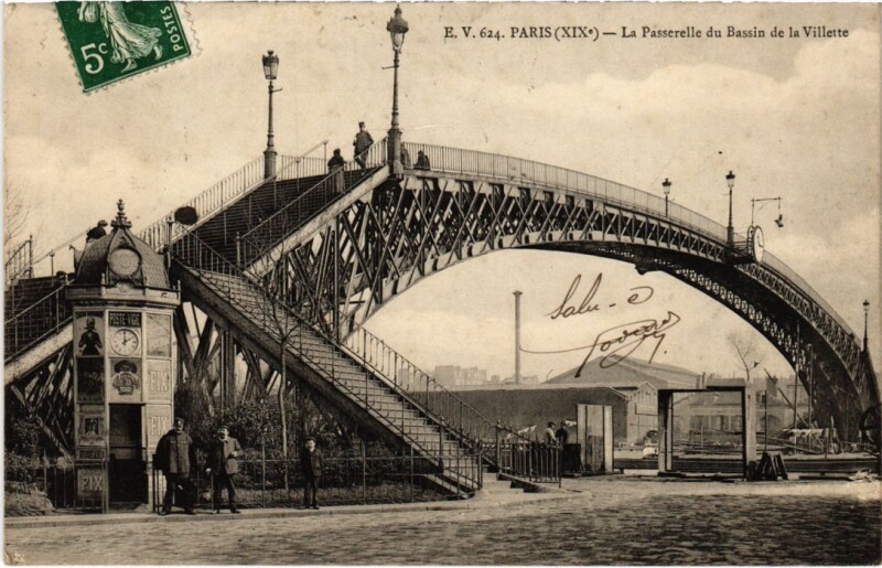 Carte postale ancienne La Passerelle du Bassin de la Villette à Paris 19e
