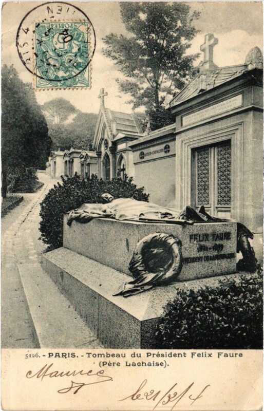 Carte postale ancienne Père-Lachaise - Tombeau du Président Félix Faure à Paris 20e