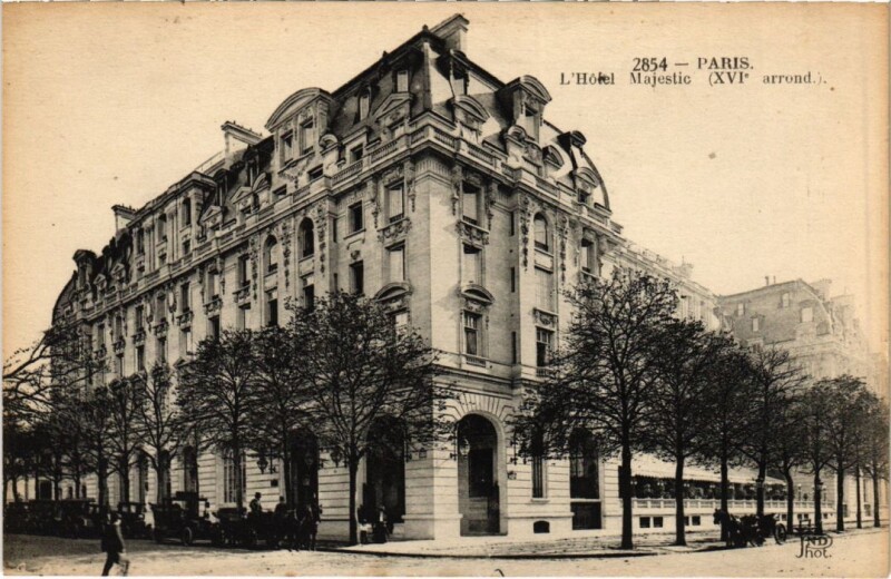 Carte postale ancienne L'Hôtel Majestic à Paris 16e
