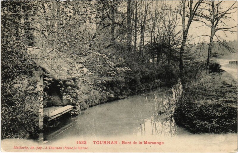 Carte postale ancienne Tournan-en-Brie Bord de la Marsange à Tournan-en-Brie