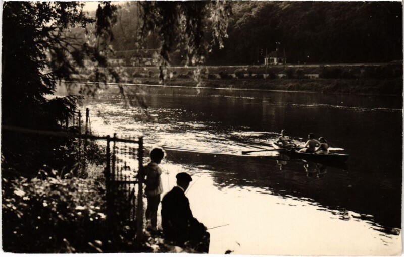 Carte postale ancienne Thomery Vue sur la Seine à Thomery