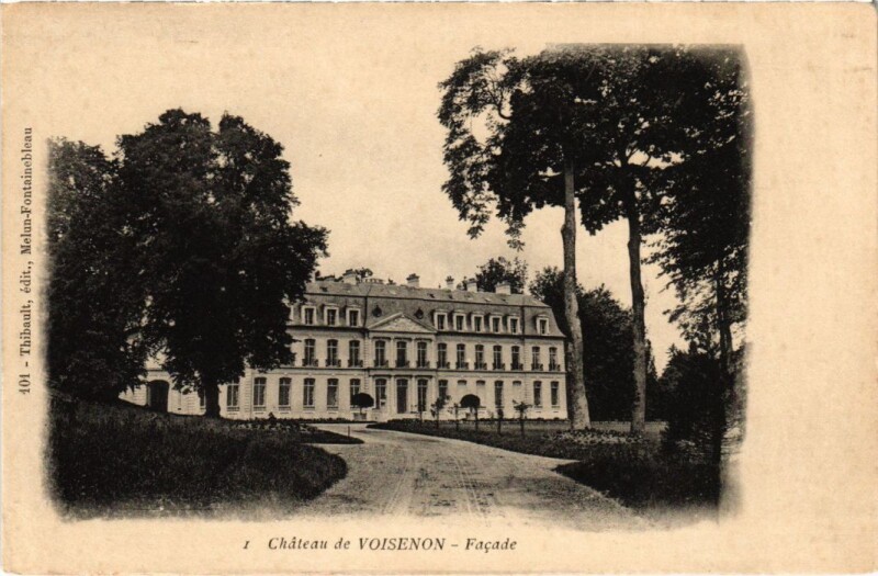 Carte postale ancienne Voisenon Chateau de Voisenon - Facade à Voisenon
