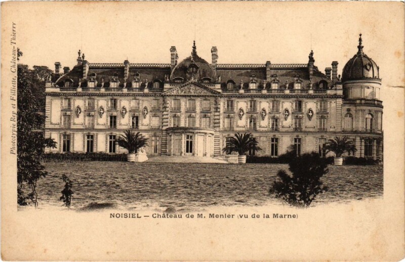 Carte postale ancienne Noisiel Chateau de M. Menier - Vu de la Marne à Noisiel