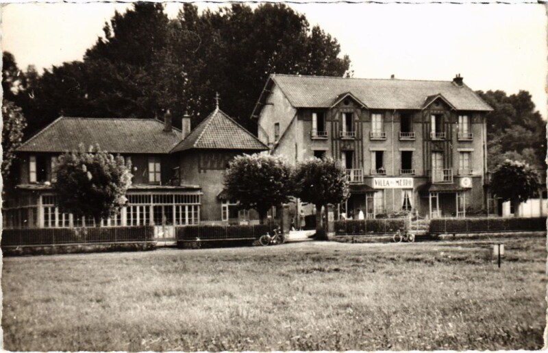 Carte postale ancienne Montevrain Comite d'Entrepise de la R.A.T.P. - Centre de Vacances