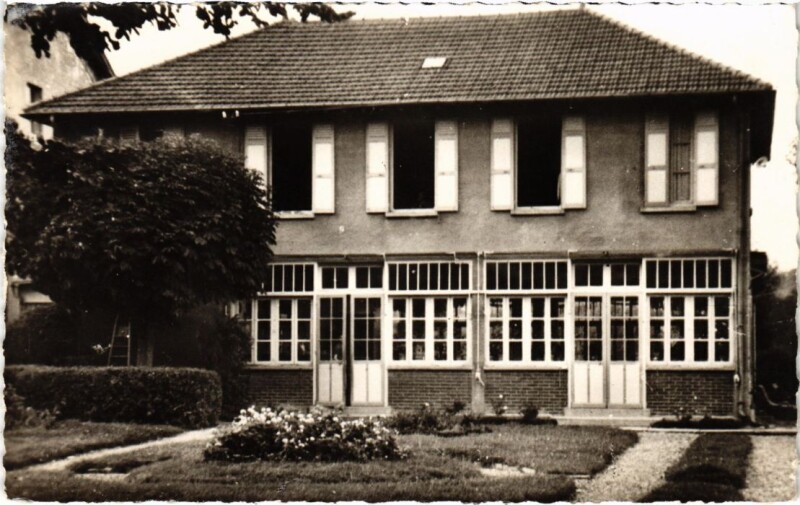 Carte postale ancienne Montevrain Comite d'Entrepise de la R.A.T.P. - Centre de Vacances