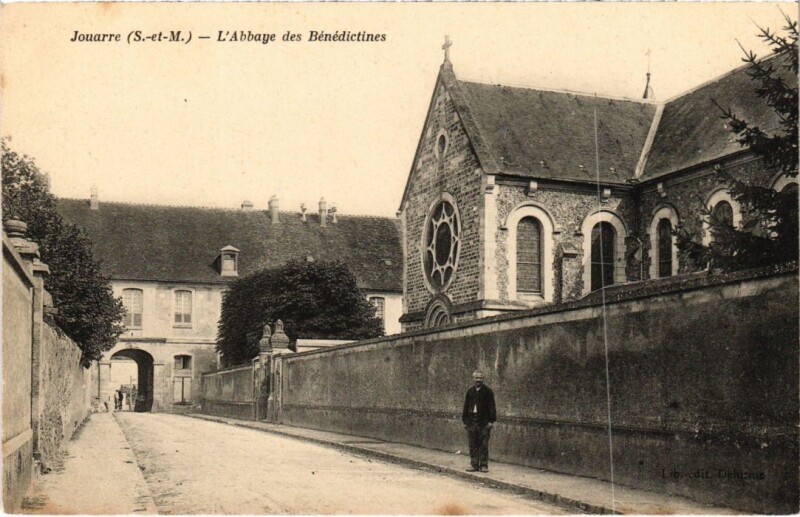 Carte postale ancienne Jouarre L'Abbaye des Benedictines à Jouarre