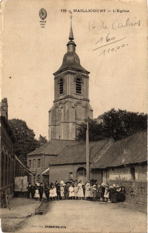 Carte postale ancienne Haillicourt - L' Eglise à Haillicourt
