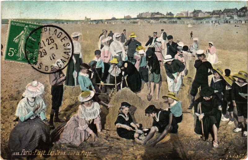 Carte postale ancienne Paris-Plage - Les Deux sur la Plage