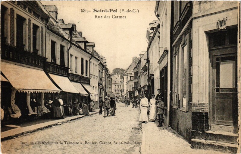 Carte postale ancienne Saint-Pol (P.-de-C.) - Rue de Carmes