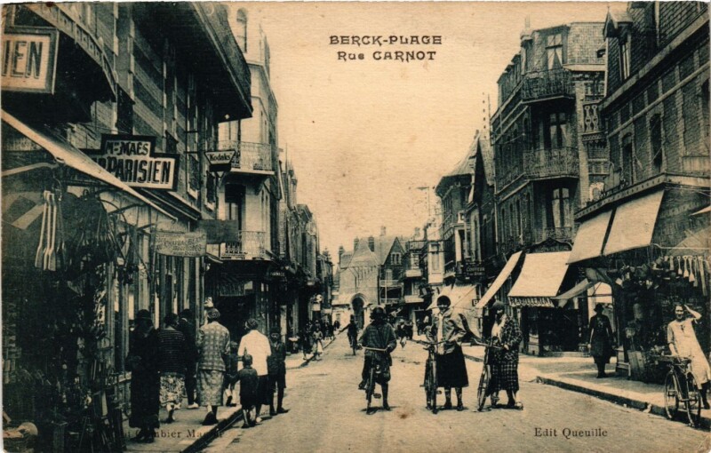 Carte postale ancienne Berck-Plage Rue Carnot à Berck