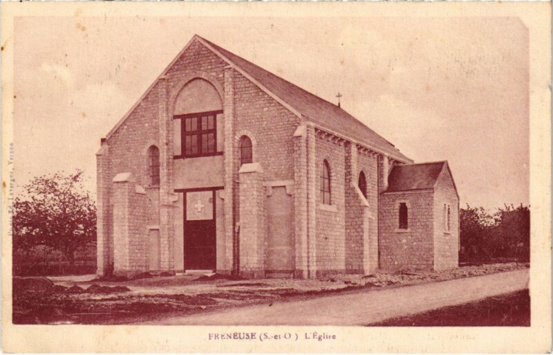 Carte postale ancienne Freneuse - L'Eglise à Freneuse