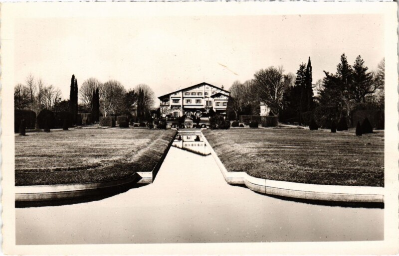 Carte postale ancienne Cambo-Les-Bains - Arnaga - Ancienne Maison d'Edmond Rostand