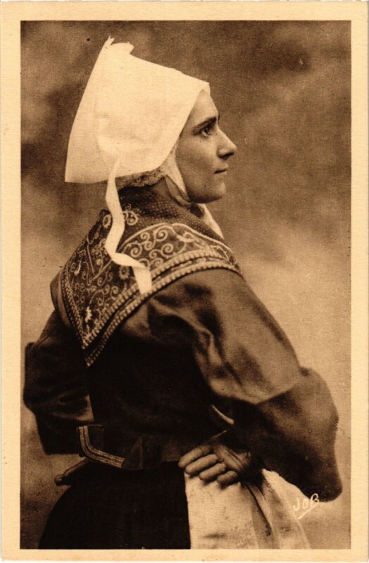 Carte postale ancienne Plougastel Daoulas- Profil de la Coiffe France à Daoulas