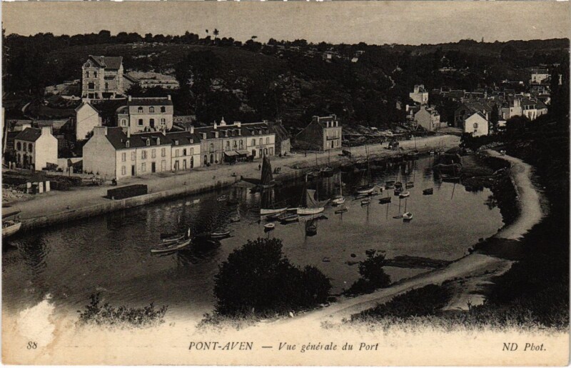 Carte postale ancienne Pont Aven- vue generale du Port France à Pont-Aven