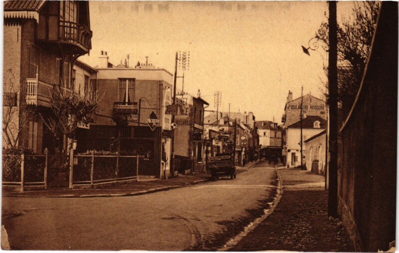 Carte postale ancienne Ermont - Rue de la Republique à Ermont