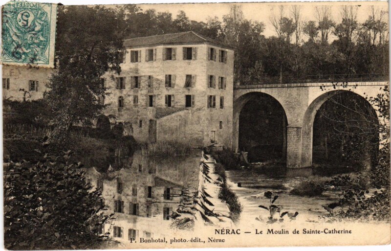 Carte postale ancienne Nerac Le Moulin de Sainte-Catherine