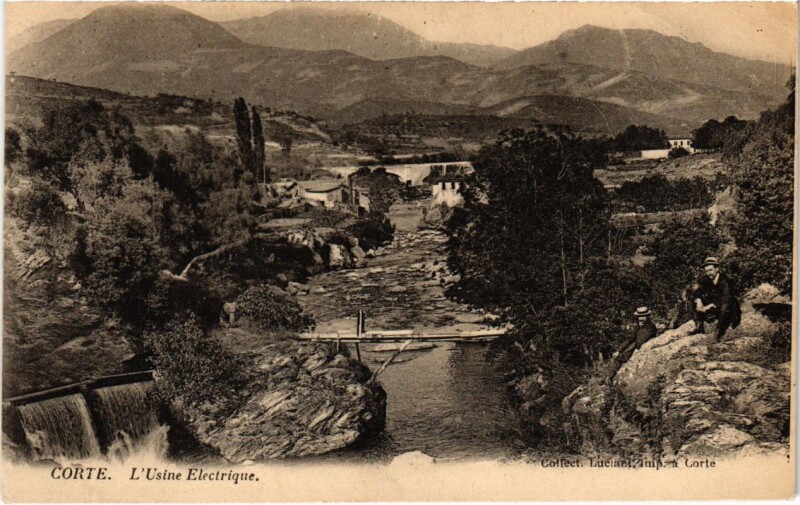 Carte postale ancienne Corte - L'Usine Electrique à Corte