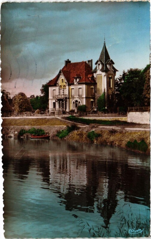 Carte postale ancienne Michery - Bords de l'Yonna à Michery