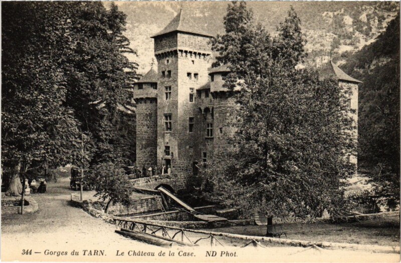 Carte postale ancienne Gorges du Tarn - Le Chateau de la Case