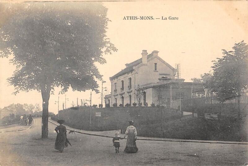 Carte postale ancienne Athis Mons La Gare à Athis-Mons