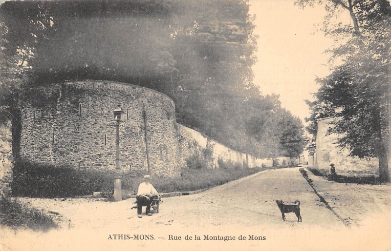 Carte postale ancienne Athis Mons Rue De La Montagne De Mons à Athis-Mons