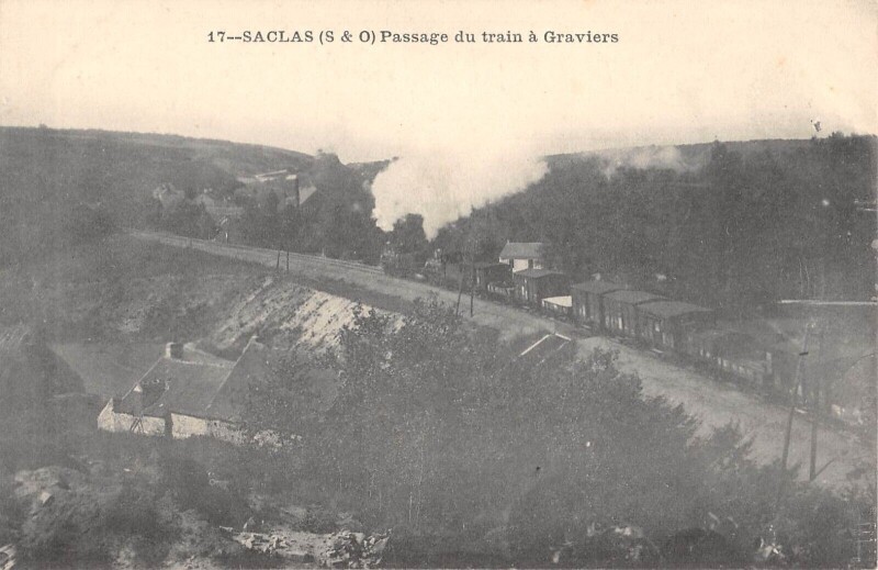 Carte postale ancienne Saclas Passage Du Train A Graviers à Saclas