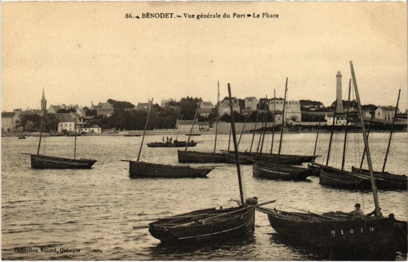 Carte postale ancienne Benodet - Vue générale du Port Le Phare à Bénodet