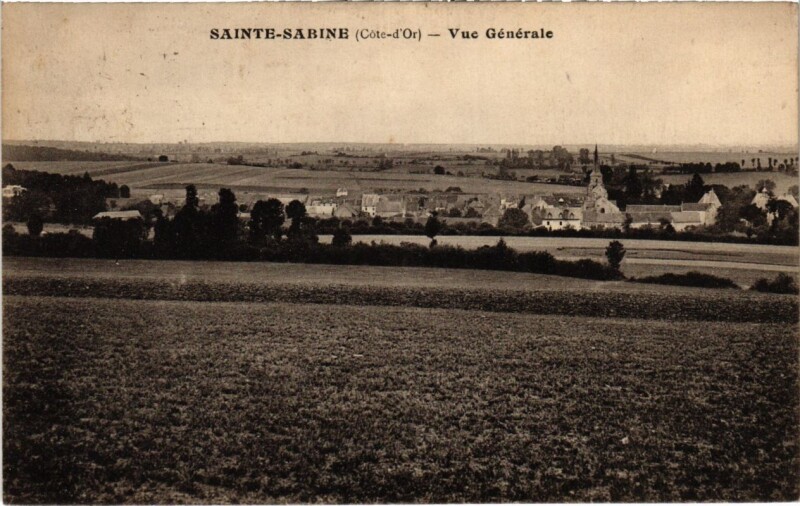 Carte postale ancienne Sainte-Sabine - Vue generale à Sainte-Sabine