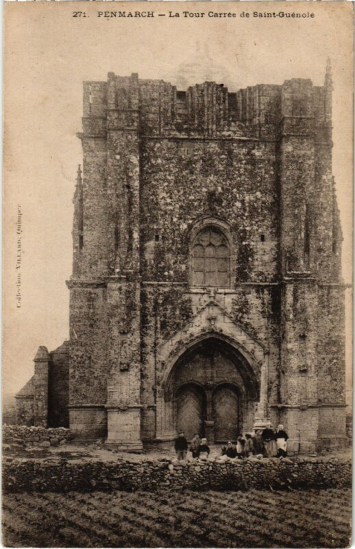 Carte postale ancienne Penmarch - La Tour Carree de Saint-Guenole à Penmarch