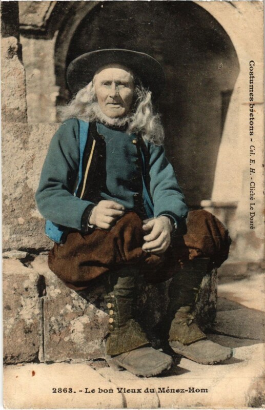 Carte postale ancienne Le Bon Vieux du Menez-Hom - Type - Folklore